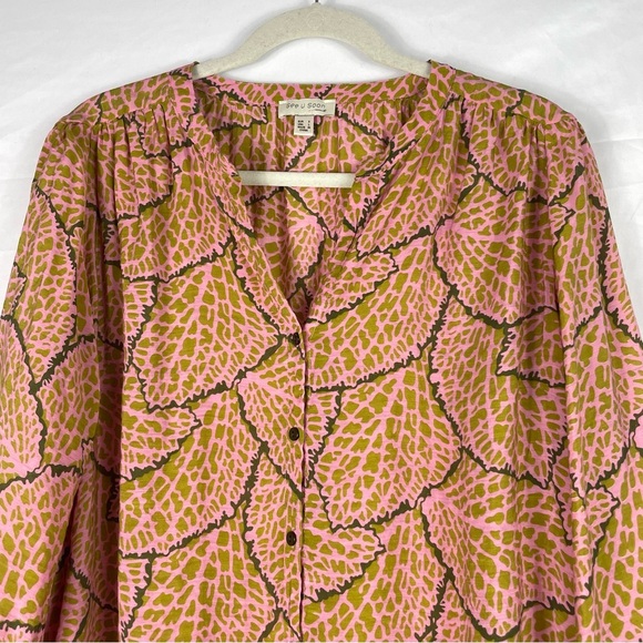 See U Soon Pink and Green Safari Print Blouse - Picture 3 of 11